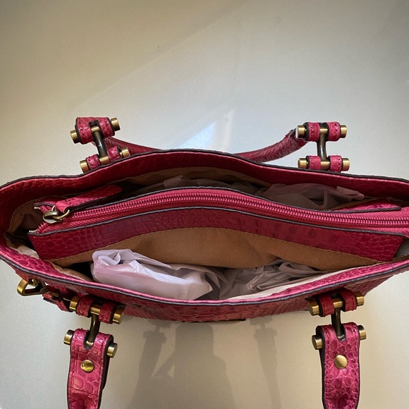 Eternal Aigner Pink Leather Bag. - Picture 6 of 12